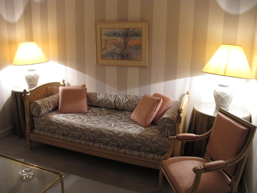 Auberge Des Templiers Boismorand Værelse billede